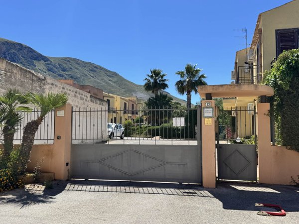appartamento in vendita a San Vito Lo Capo in zona Castelluzzo