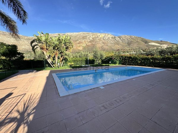 casa semindipendente in vendita a San Vito Lo Capo