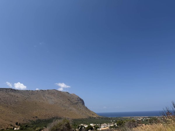 terreno in vendita a San Vito Lo Capo in zona Castelluzzo