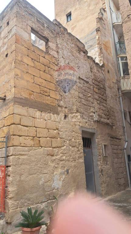 casa indipendente in vendita a Trapani in zona Città Antica