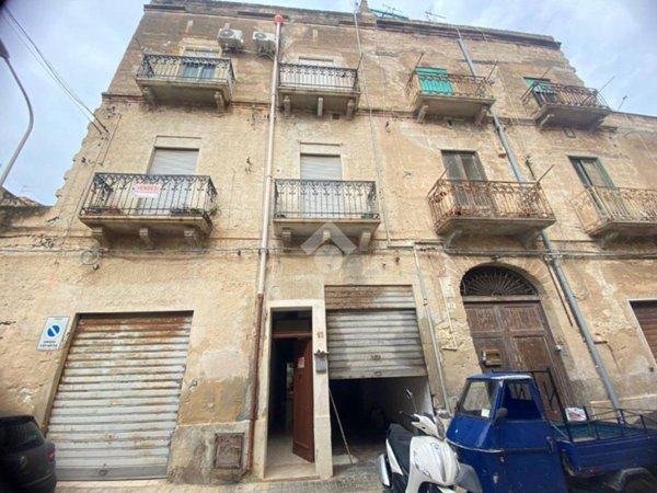 intera palazzina in vendita a Trapani