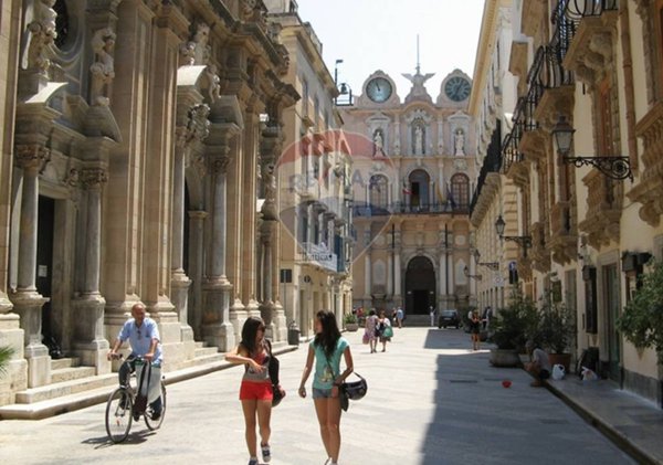 appartamento in vendita a Trapani in zona Città Antica