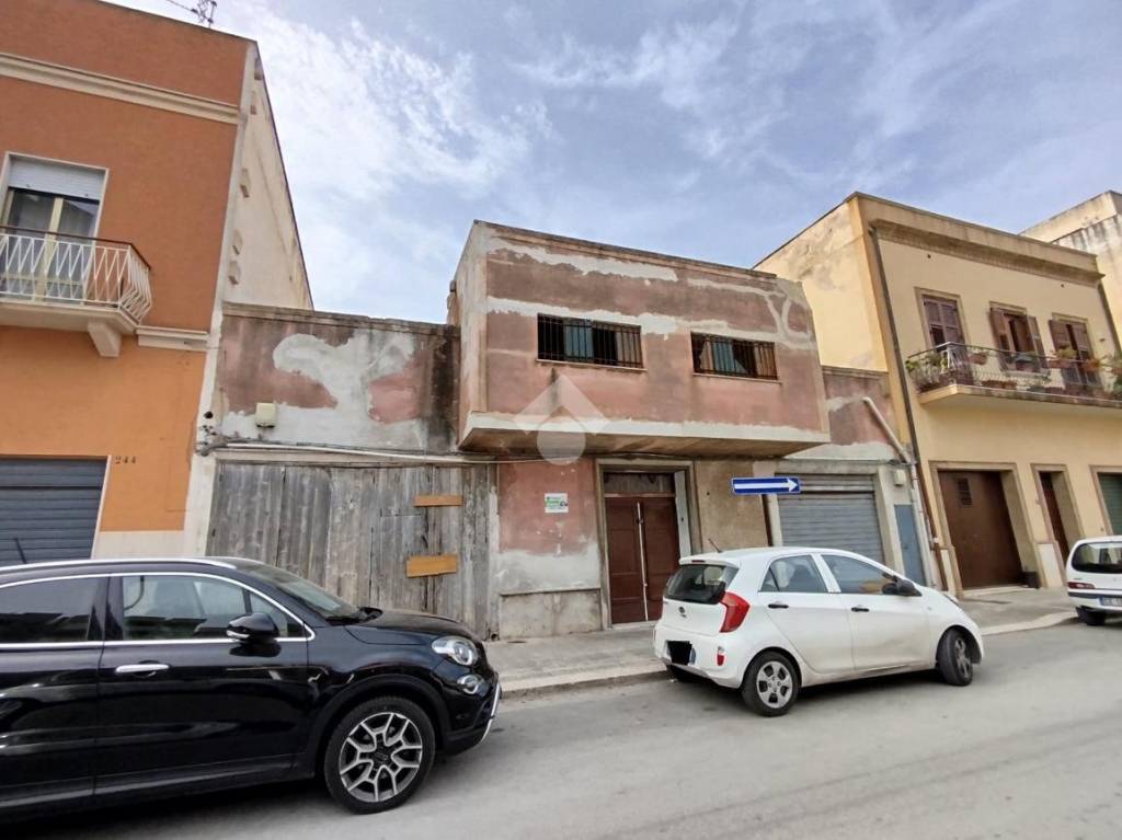 casa indipendente in vendita a Trapani