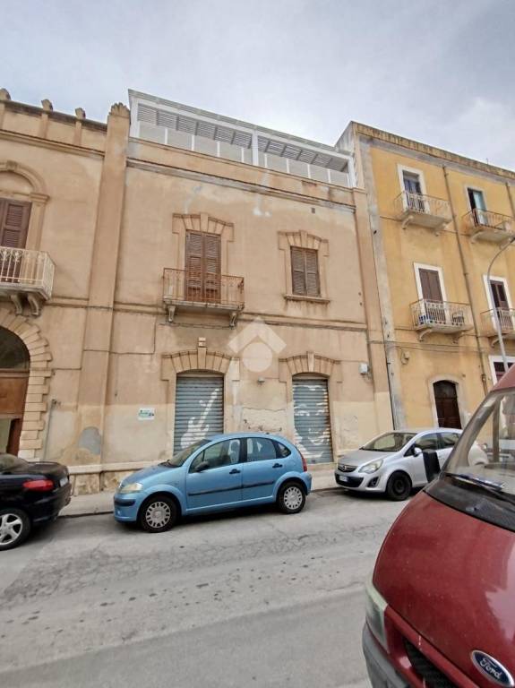 locale commerciale in vendita a Trapani