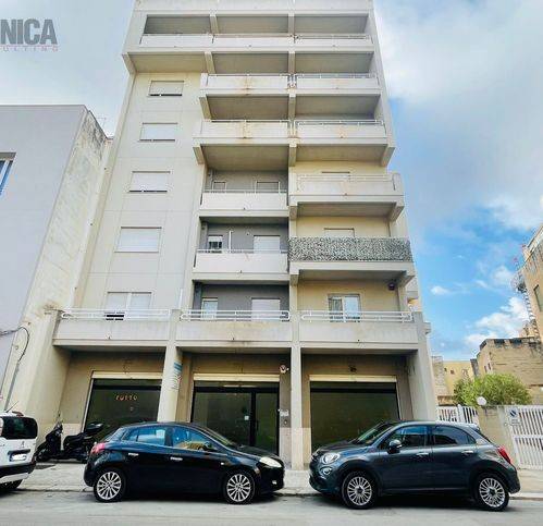 negozio in vendita a Trapani