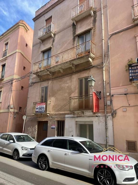 appartamento in vendita a Trapani in zona Città Antica