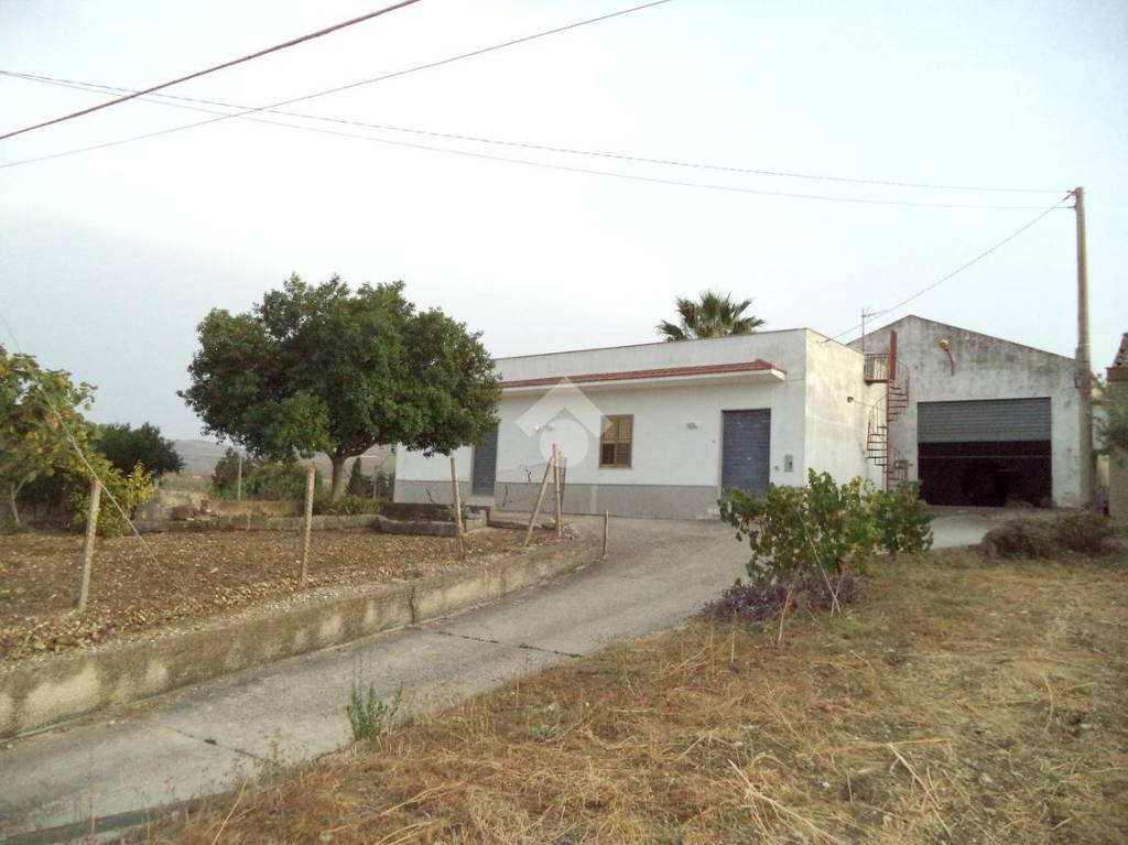 casa indipendente in vendita a Trapani in zona Ummari