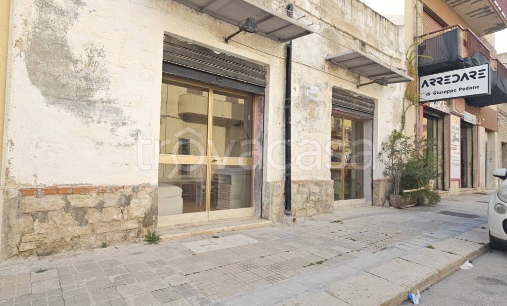 negozio in vendita a Trapani