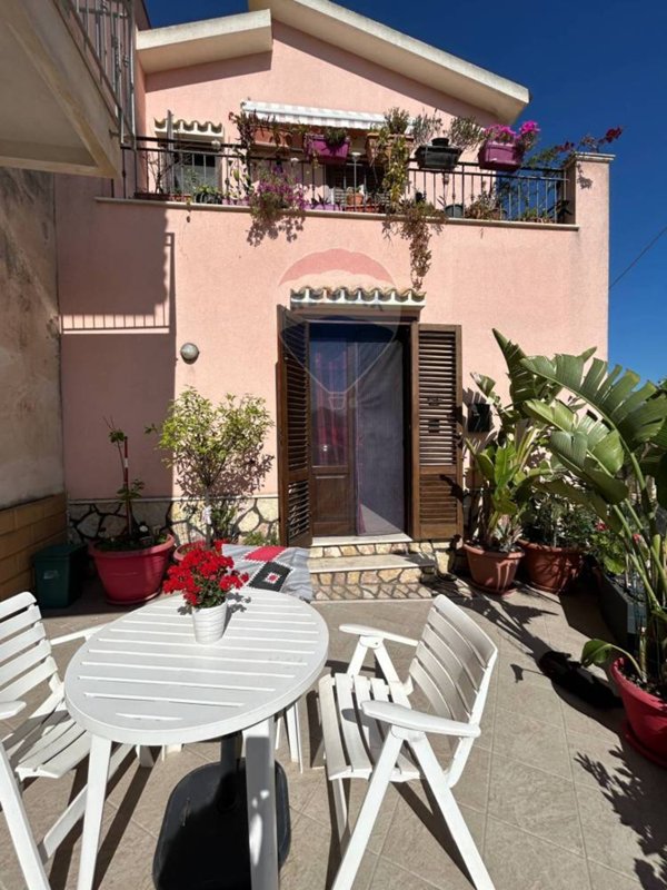 casa indipendente in vendita a Trapani in zona Mockarta