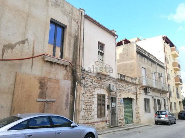 casa indipendente in vendita a Trapani in zona Centro Città