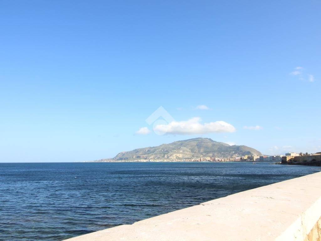 appartamento in vendita a Trapani in zona Città Antica