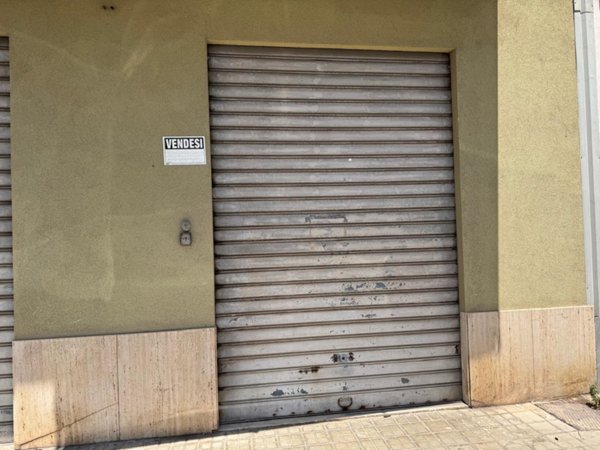 negozio in vendita a Trapani