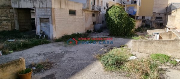 casa indipendente in vendita a Trapani in zona Centro Città