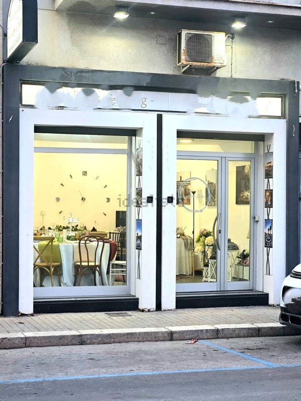 locale commerciale in vendita a Trapani in zona Mockarta