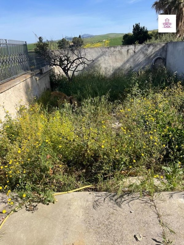 casa indipendente in vendita a Trapani in zona Ummari
