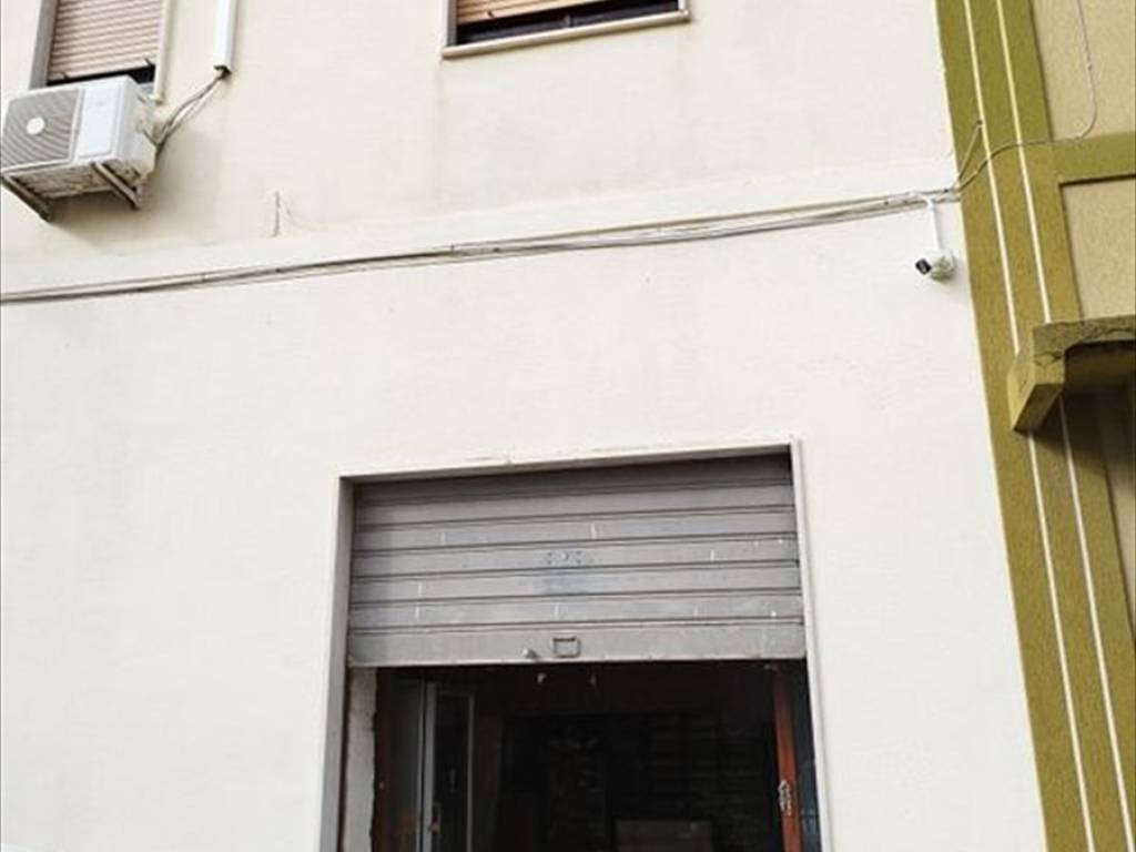 locale di sgombero in vendita a Trapani