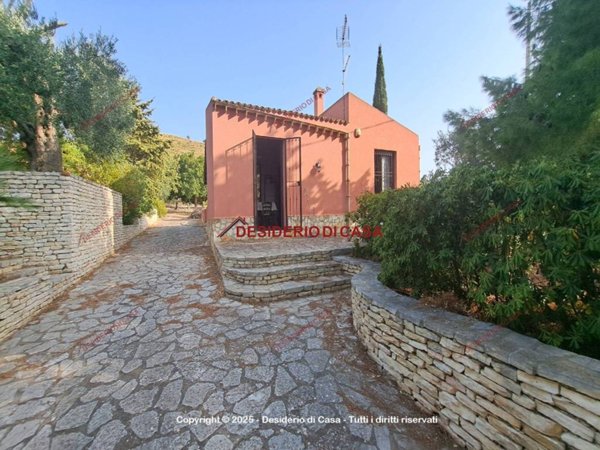 casa indipendente in vendita a Trapani