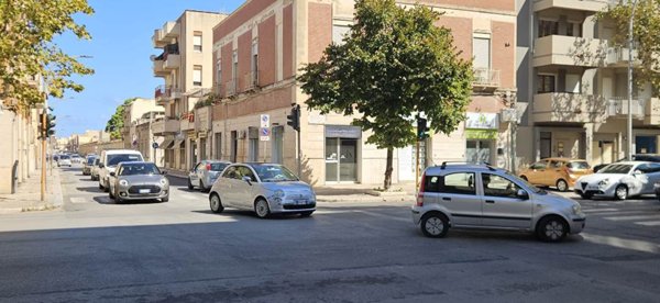 negozio in vendita a Trapani in zona Centro Città