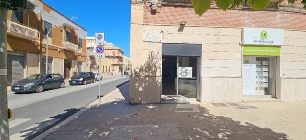locale commerciale in vendita a Trapani in zona Centro Città