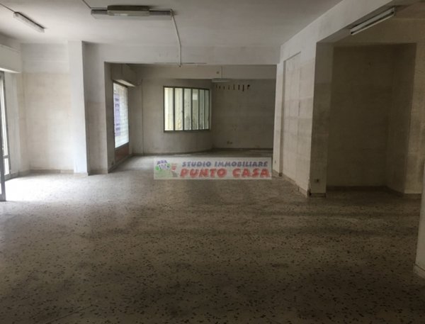 negozio in vendita a Trapani in zona Centro Città
