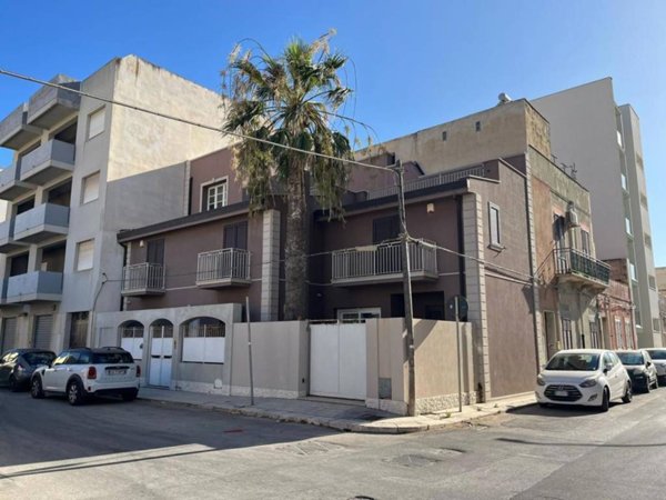 casa indipendente in vendita a Trapani
