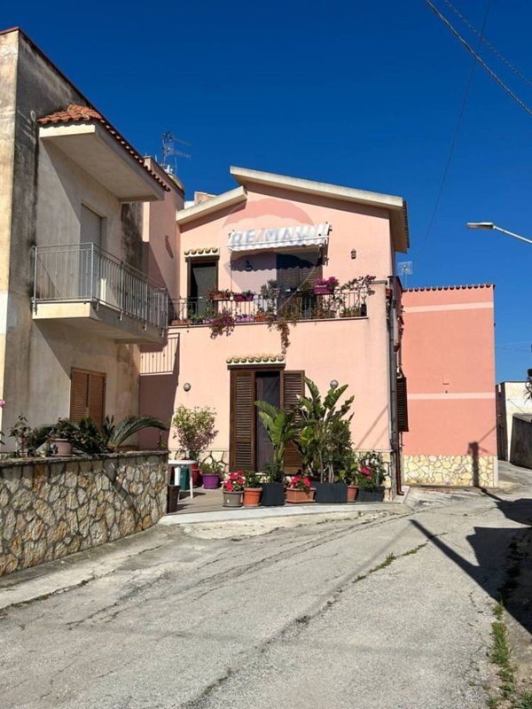 casa indipendente in vendita a Trapani in zona Mockarta