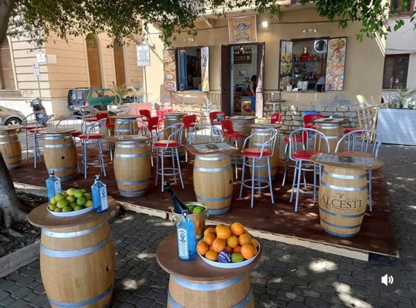 negozio in vendita a Trapani in zona Città Antica