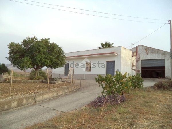 casa indipendente in vendita a Trapani in zona Ummari