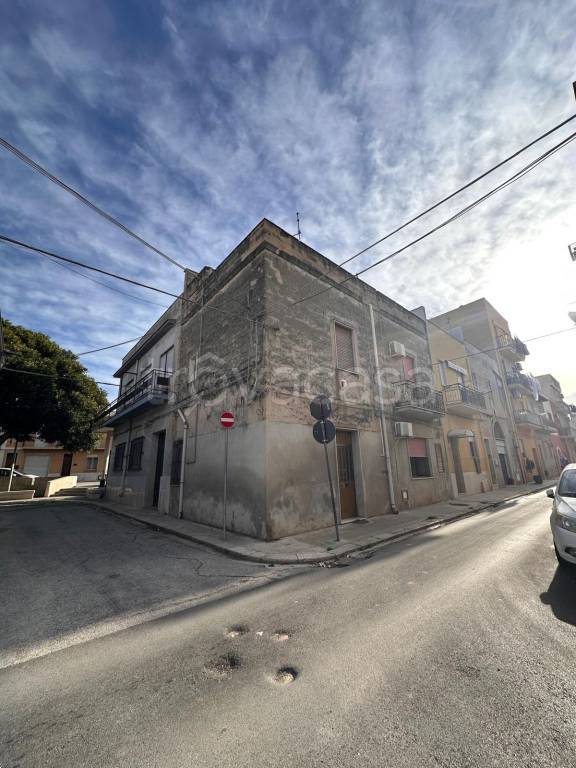 casa indipendente in vendita a Trapani in zona Città Antica