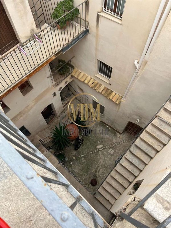 casa indipendente in vendita a Trapani in zona Città Antica