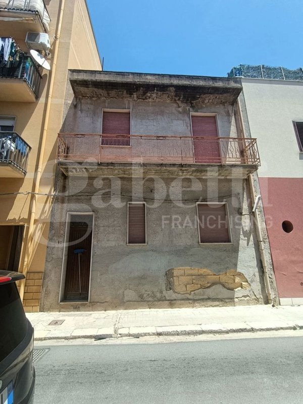 casa indipendente in vendita a Trapani in zona Città Antica