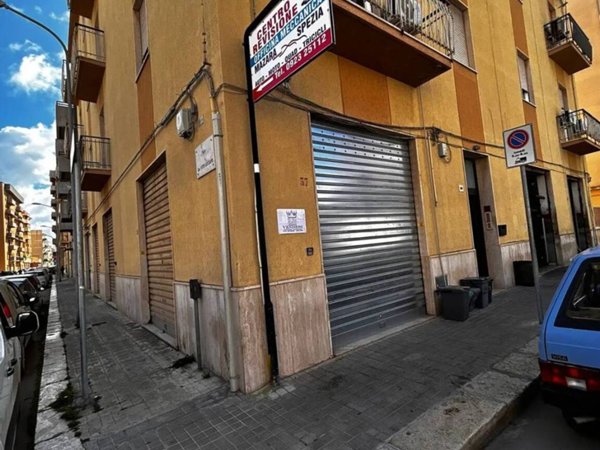 negozio in vendita a Trapani