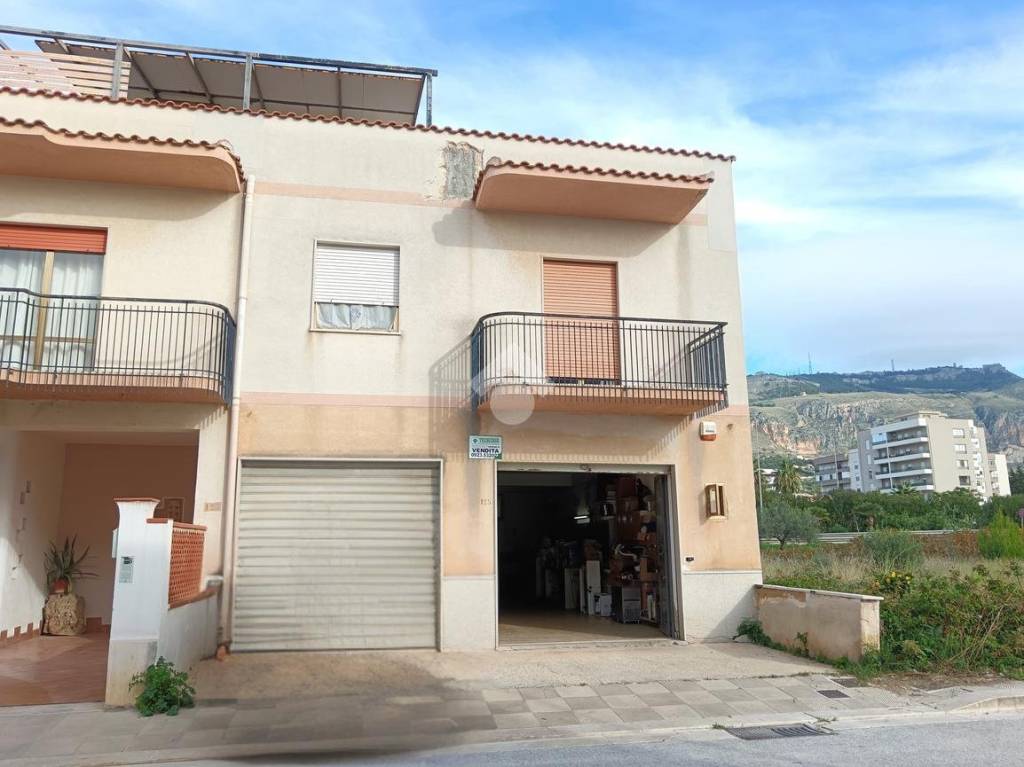 casa indipendente in vendita a Trapani