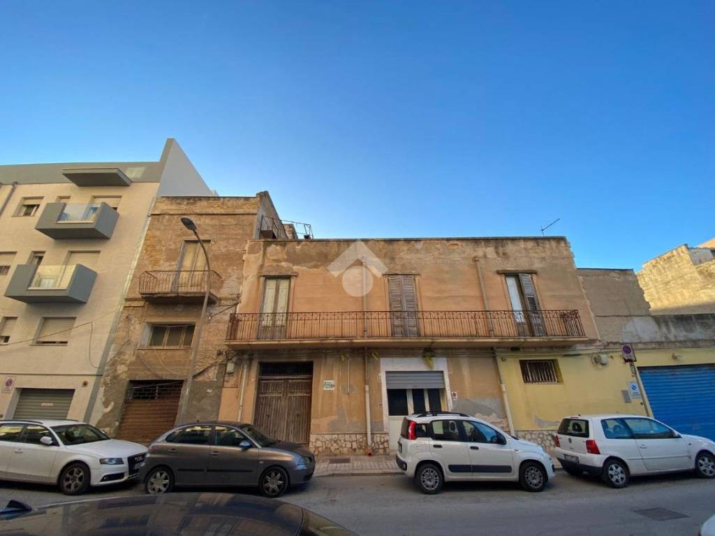 casa indipendente in vendita a Trapani in zona Centro Città