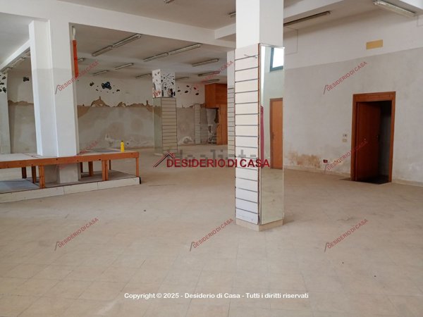 locale commerciale in vendita a Trapani