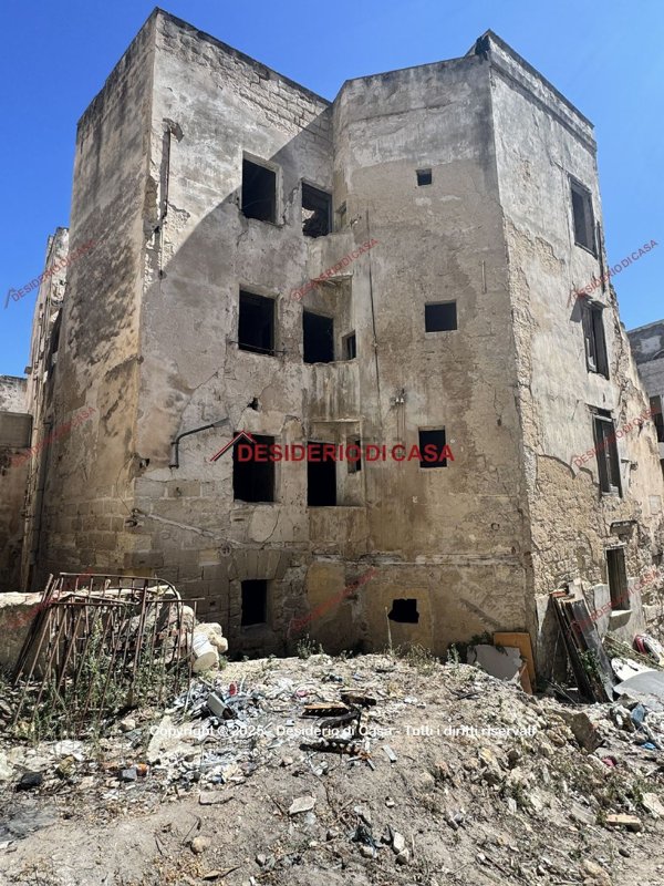 intera palazzina in vendita a Trapani