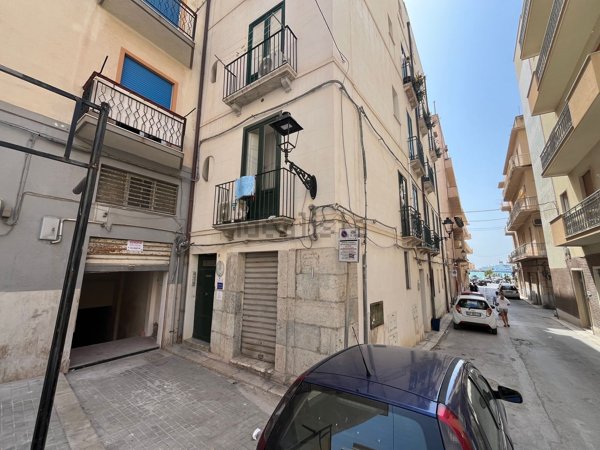 negozio in vendita a Trapani