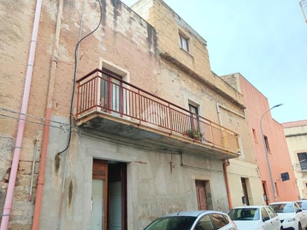 casa indipendente in vendita a Trapani