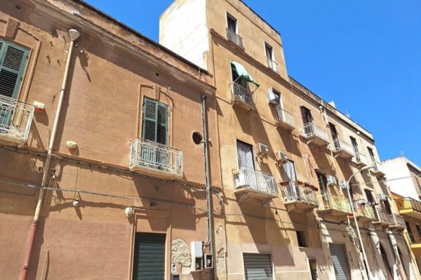 locale di sgombero in vendita a Trapani