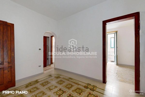 intera palazzina in vendita a Trapani in zona Città Antica