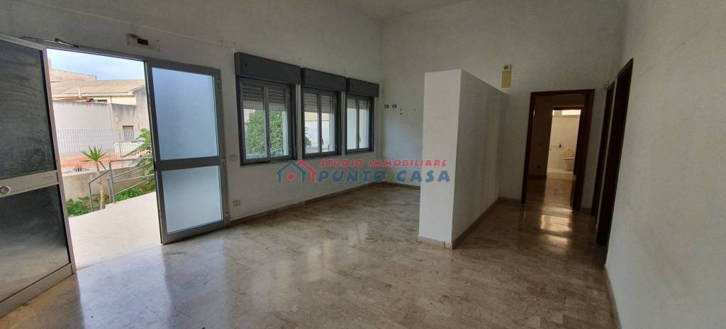 negozio in vendita a Trapani