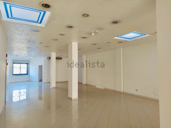 locale commerciale in vendita a Trapani in zona Centro Città
