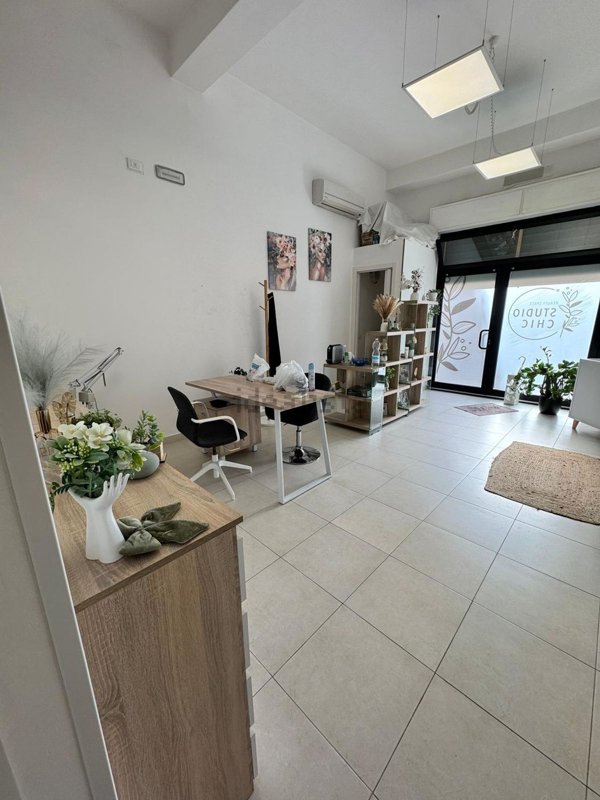 negozio in vendita a Trapani in zona Centro Città