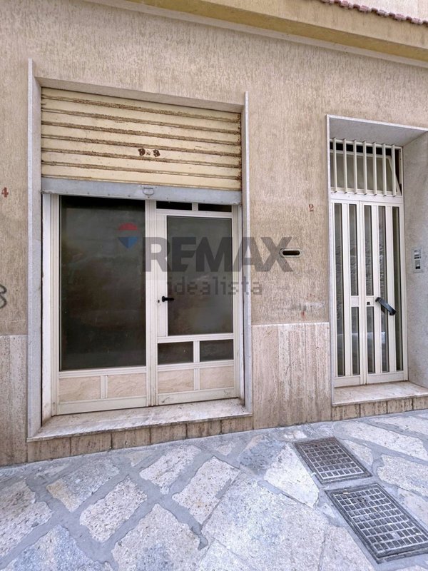 locale commerciale in vendita a Trapani