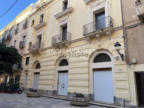 locale commerciale in vendita a Trapani