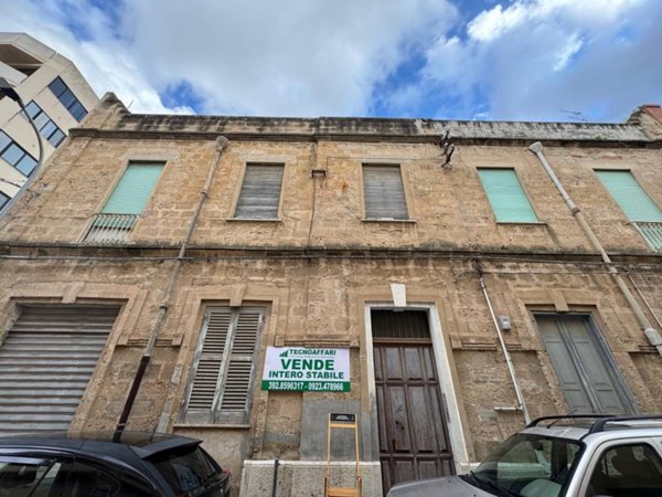 intera palazzina in vendita a Trapani