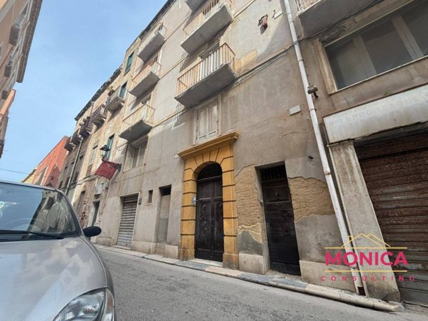 appartamento in vendita a Trapani in zona Città Antica