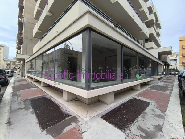 locale commerciale in vendita a Trapani