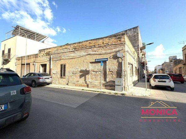 casa indipendente in vendita a Trapani