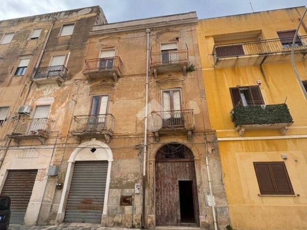 intera palazzina in vendita a Trapani